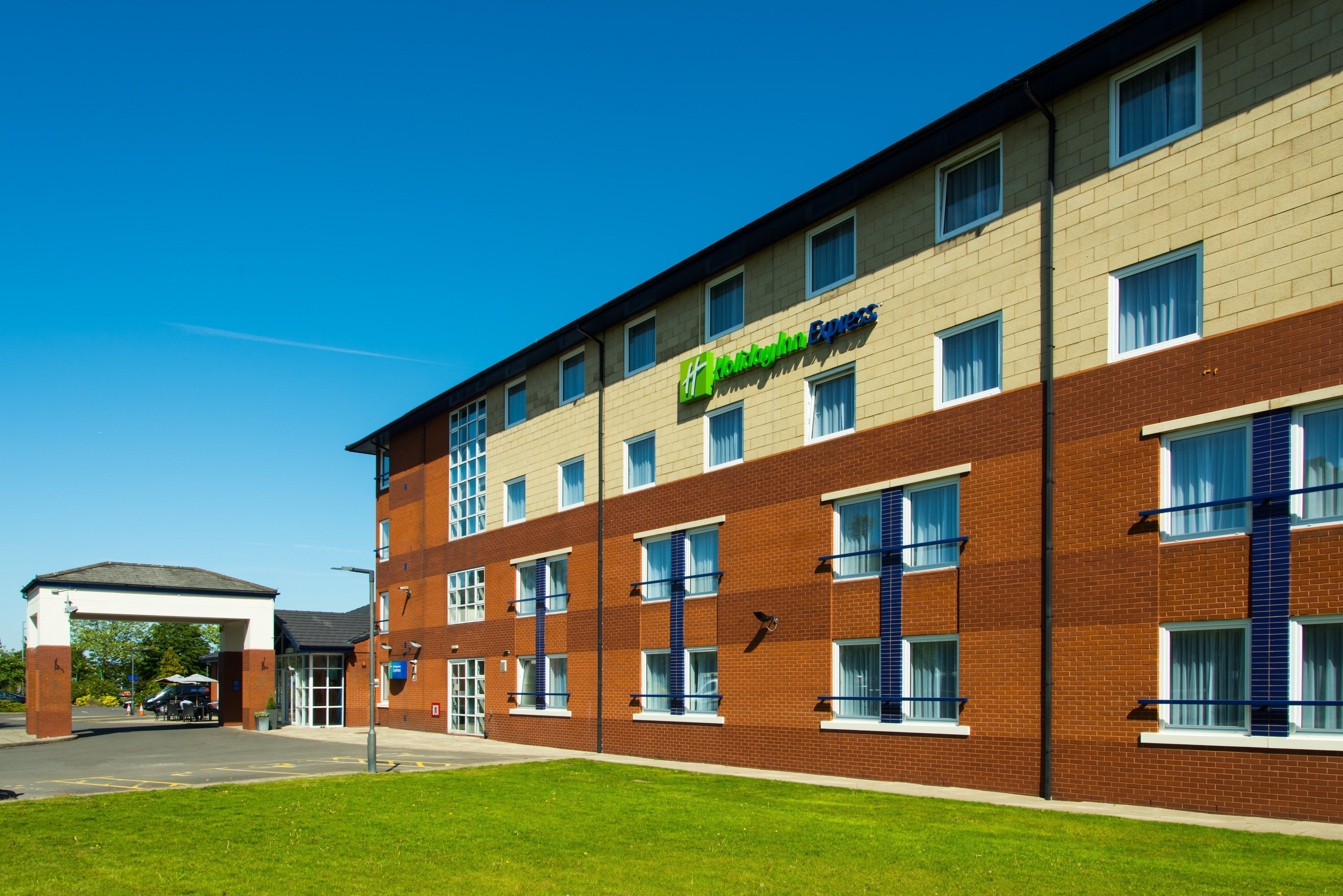 Holiday Inn Express Burton On Trent By Ihg Exterior foto